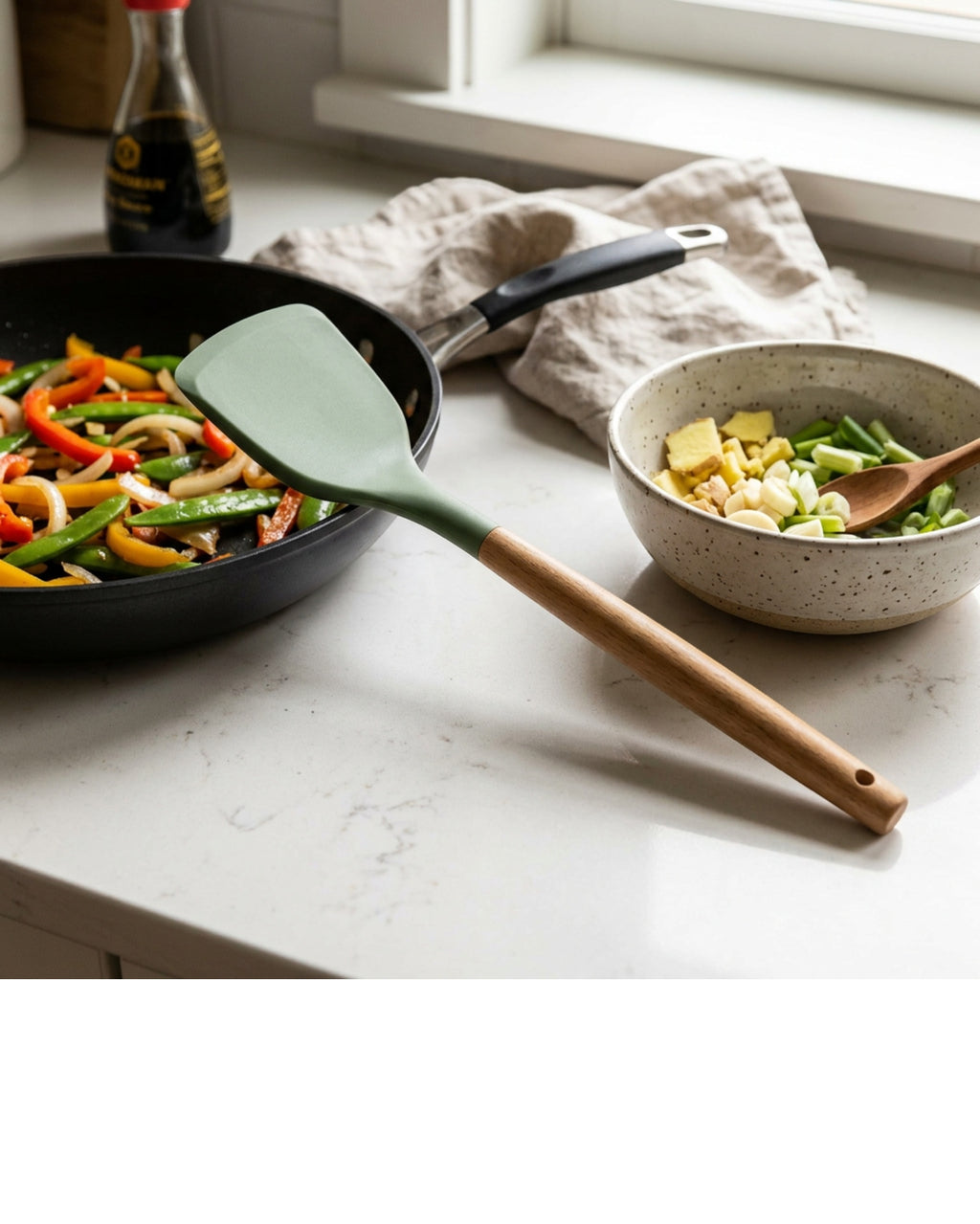 Gaue Silicone Wok Turner Basil Wood Handle 12 in